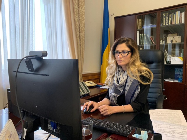 міністерство закордонних справ україни - еміне джапарова виступила на «кримській» панелі в рамках міжнародної конференції «форум-2000» міністерство закордонних справ україни - еміне джапарова виступила на «кримській» панелі в рамках міжнародної конференції «форум-2000»
